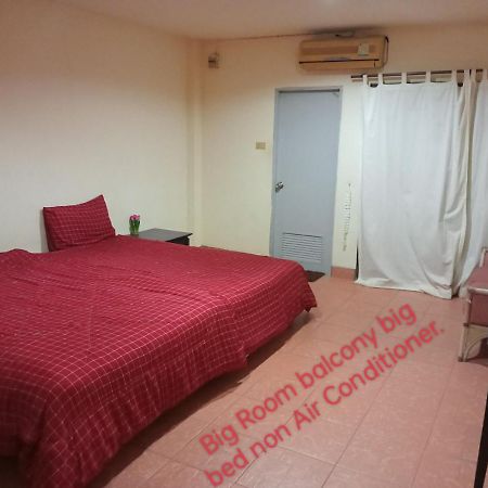 Apartments Thai Smile Pattaya Exterior foto