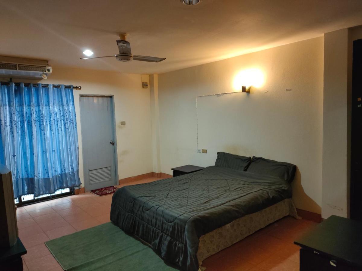 Apartments Thai Smile Pattaya Exterior foto